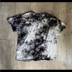 Tie-Dye Black & White Crewneck Tee - Unbranded
